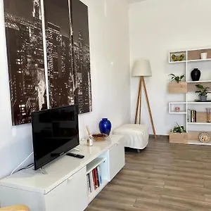 Space And Comfort In - #free Private Parking# Appartamento Milano